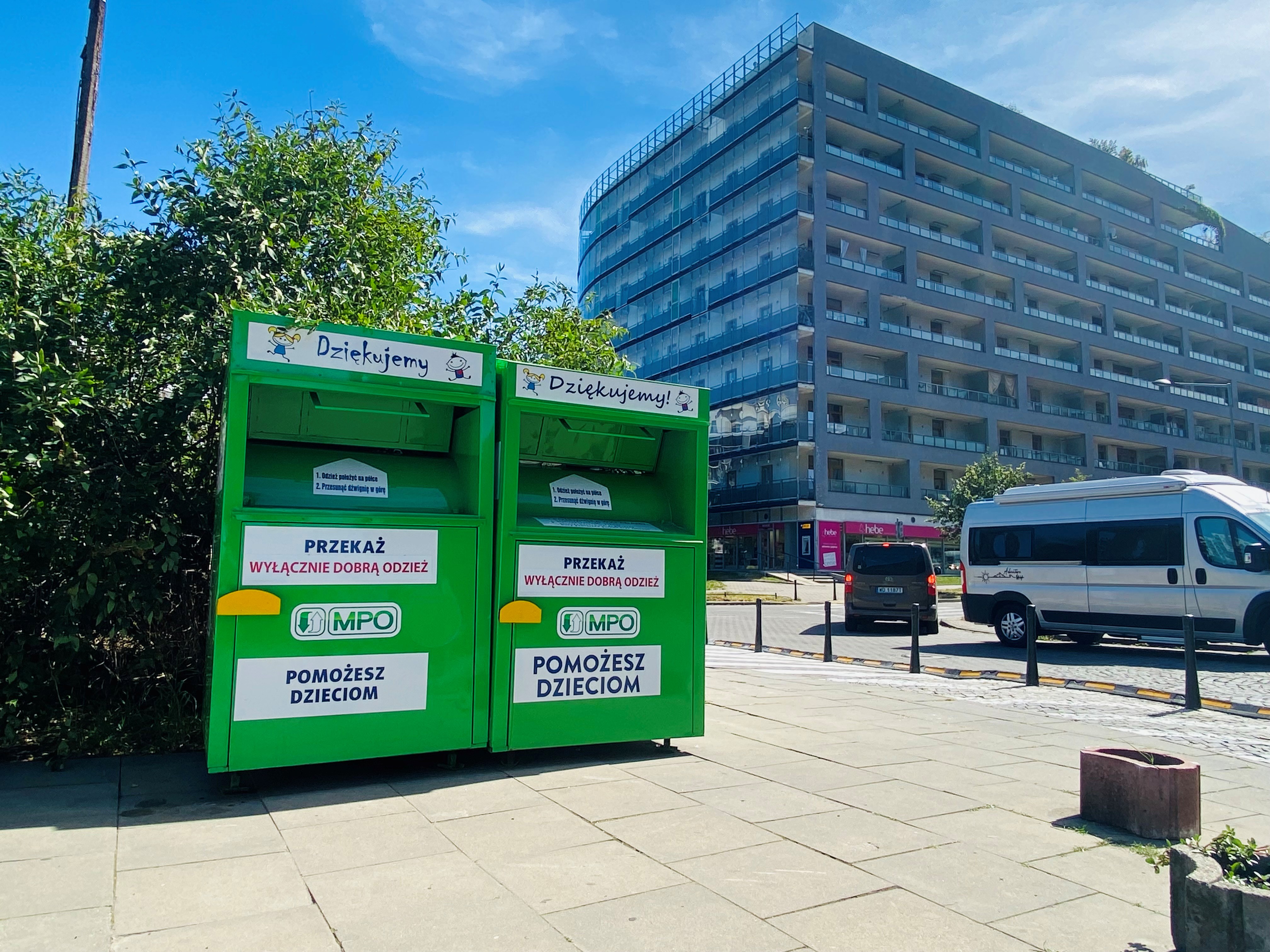 MPO akcja zbiórki odzieży używanej w Warszawie trwa